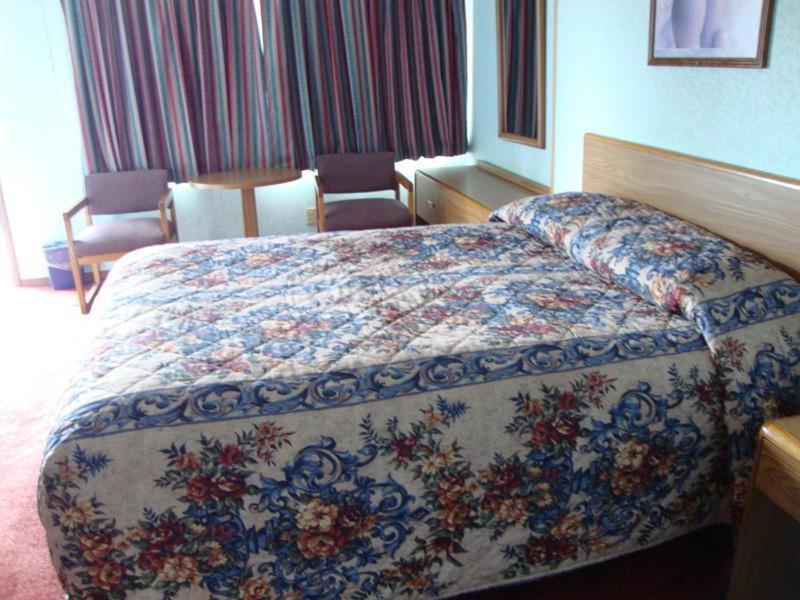 Budgeteer Motor Inn Angola Bilik gambar
